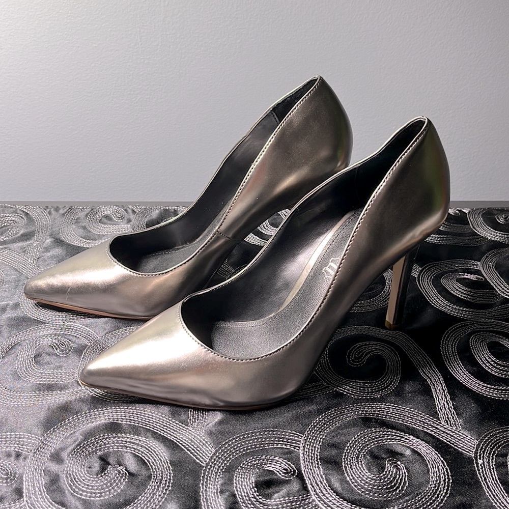 ALDO Silver Pump